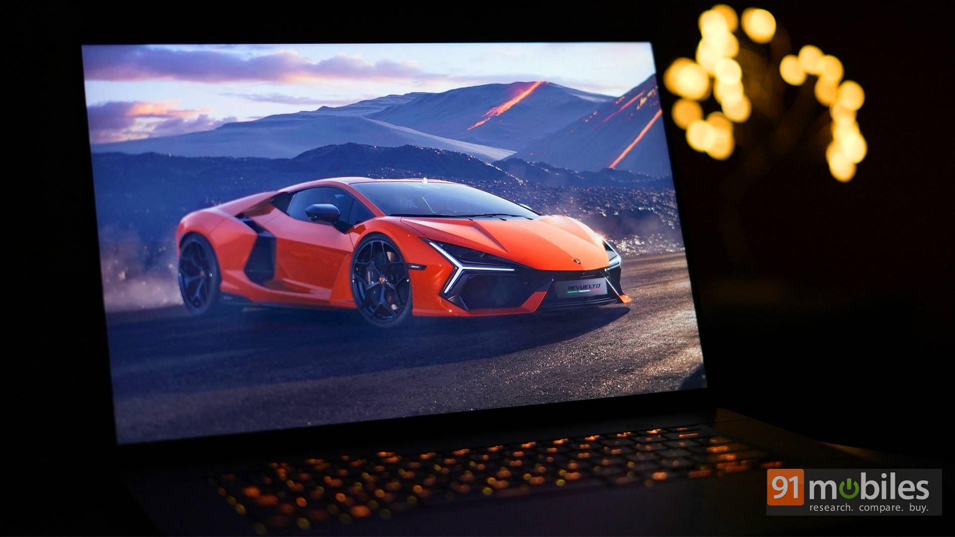 Asus ROG Zephyrus G16 GA605WV-QP078WS Laptop (AMD Dodeca Core Ryzen 9/16 GB/1 TB SSD/Windows 11/8 GB)