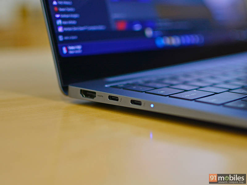 Samsung Galaxy Book 4 Pro NP940XGK-KG3IN Laptop (Core Ultra 7/32 GB/1 TB SSD/Windows 11)