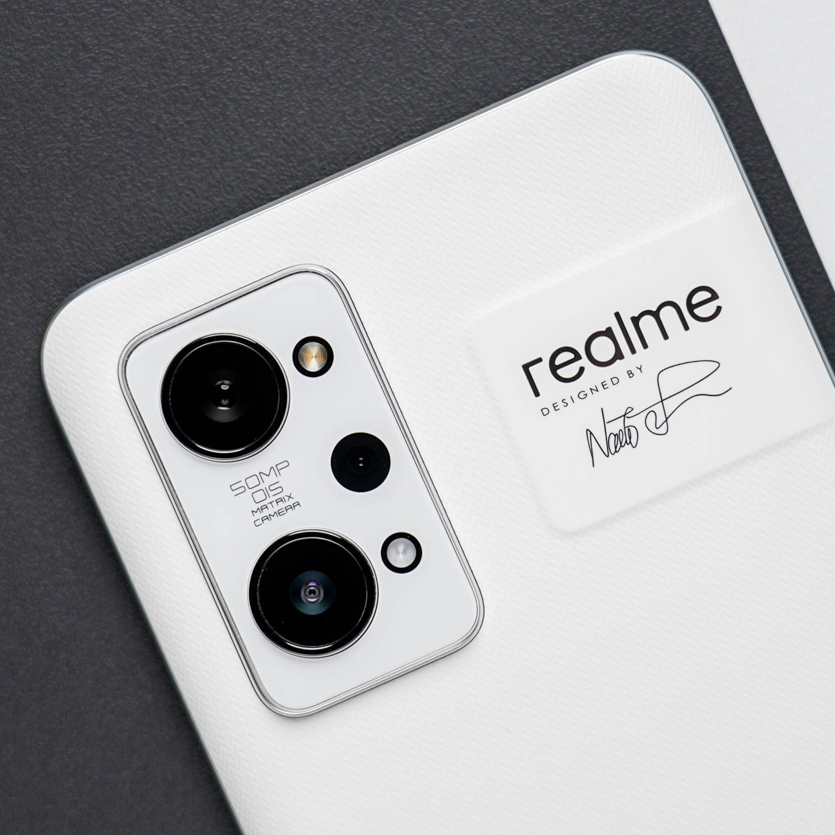 realme