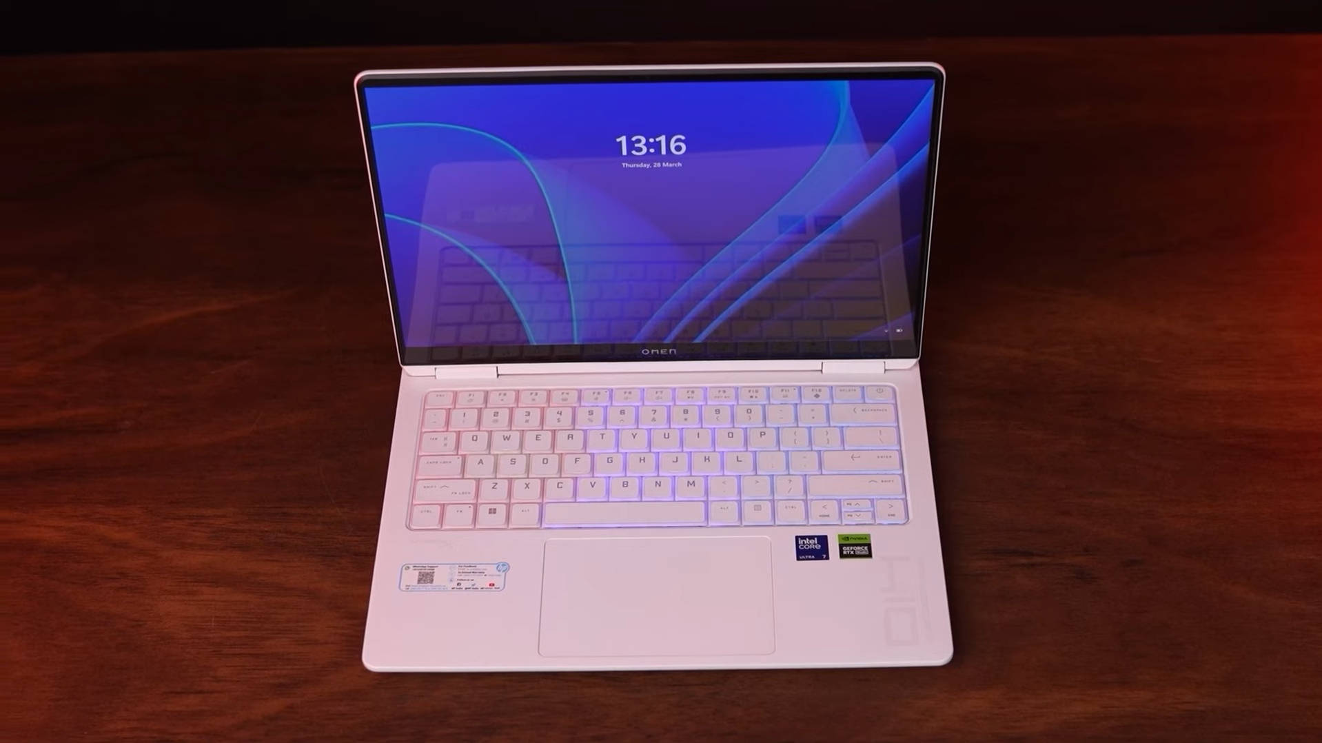 HP OMEN Transcend 14-fb0089TX (9U867PA) Laptop (Core Ultra 7/16 GB/1 TB SSD/Windows 11/8 GB)