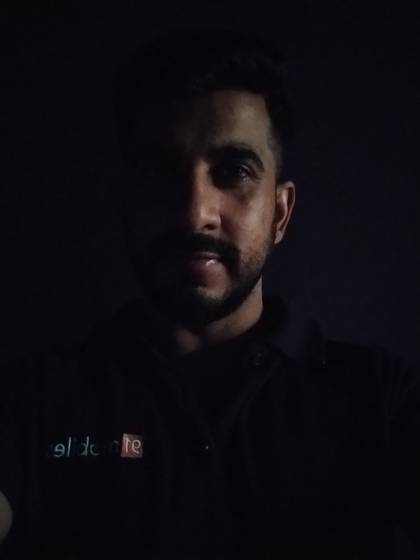 Moto G82
