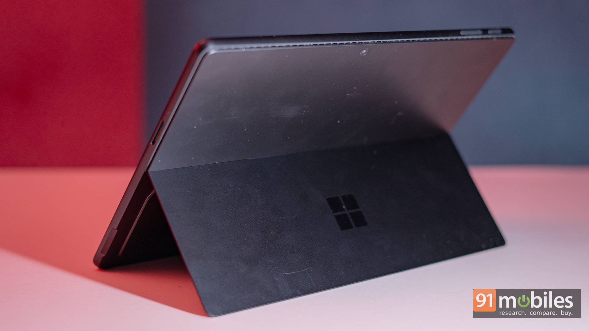 Microsoft Surface Pro 11 (ZHX-00014) Laptop (Snapdragon X Plus/16 GB/256 GB SSD/Windows 11)