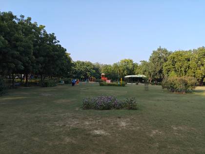 POCO F6