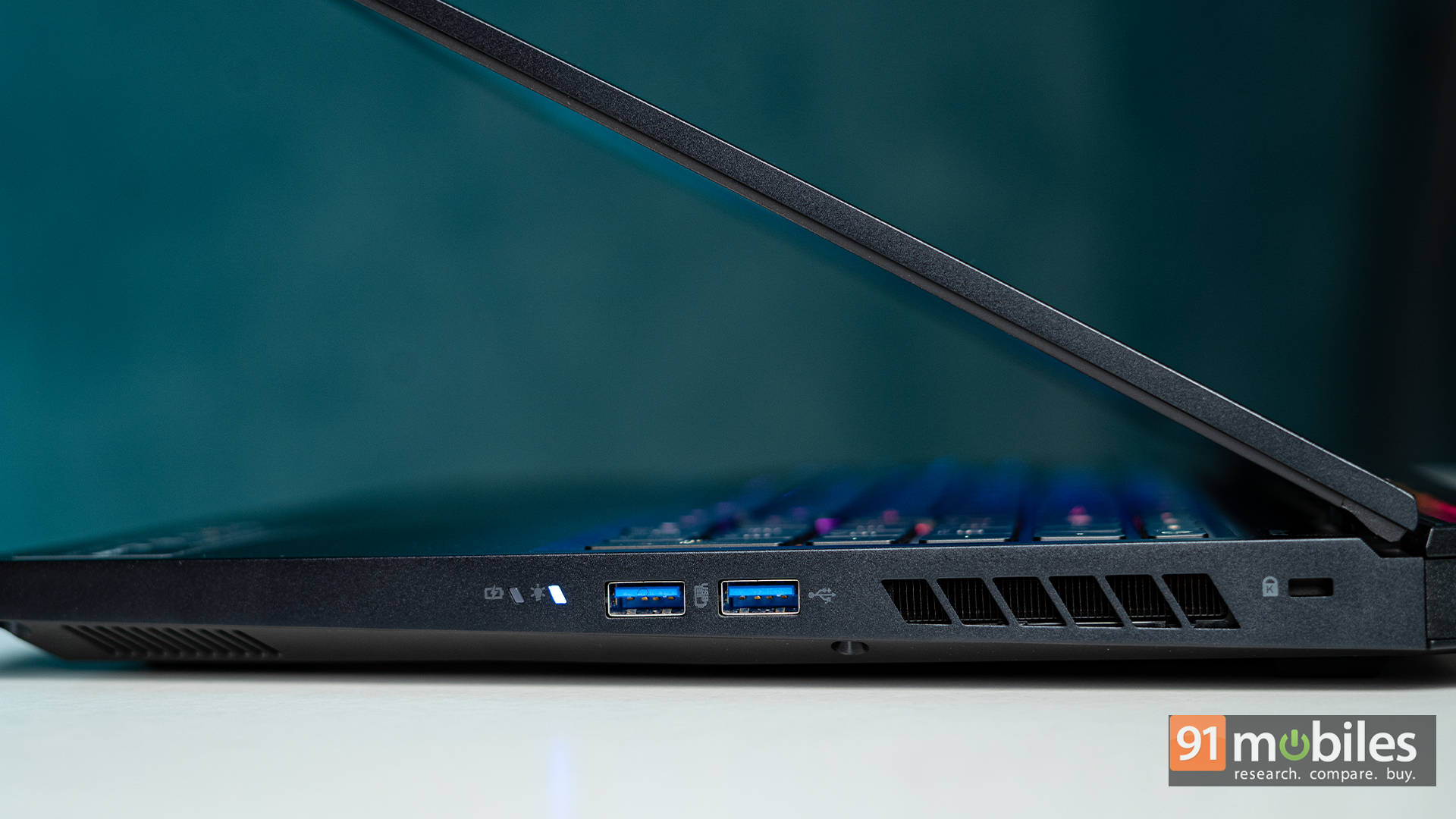 Acer Predator Helios 16 PH16-72 (NH.QNZSI.002) Laptop (Core i9 14th Gen/32 GB/1 TB SSD/Windows 11/12 GB)