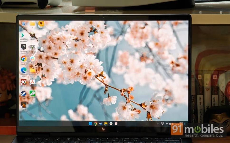 HP Envy x360 14-fc0100TU (9Z835PA) Laptop (Core Ultra 7/32 GB/1 TB SSD/Windows 11)