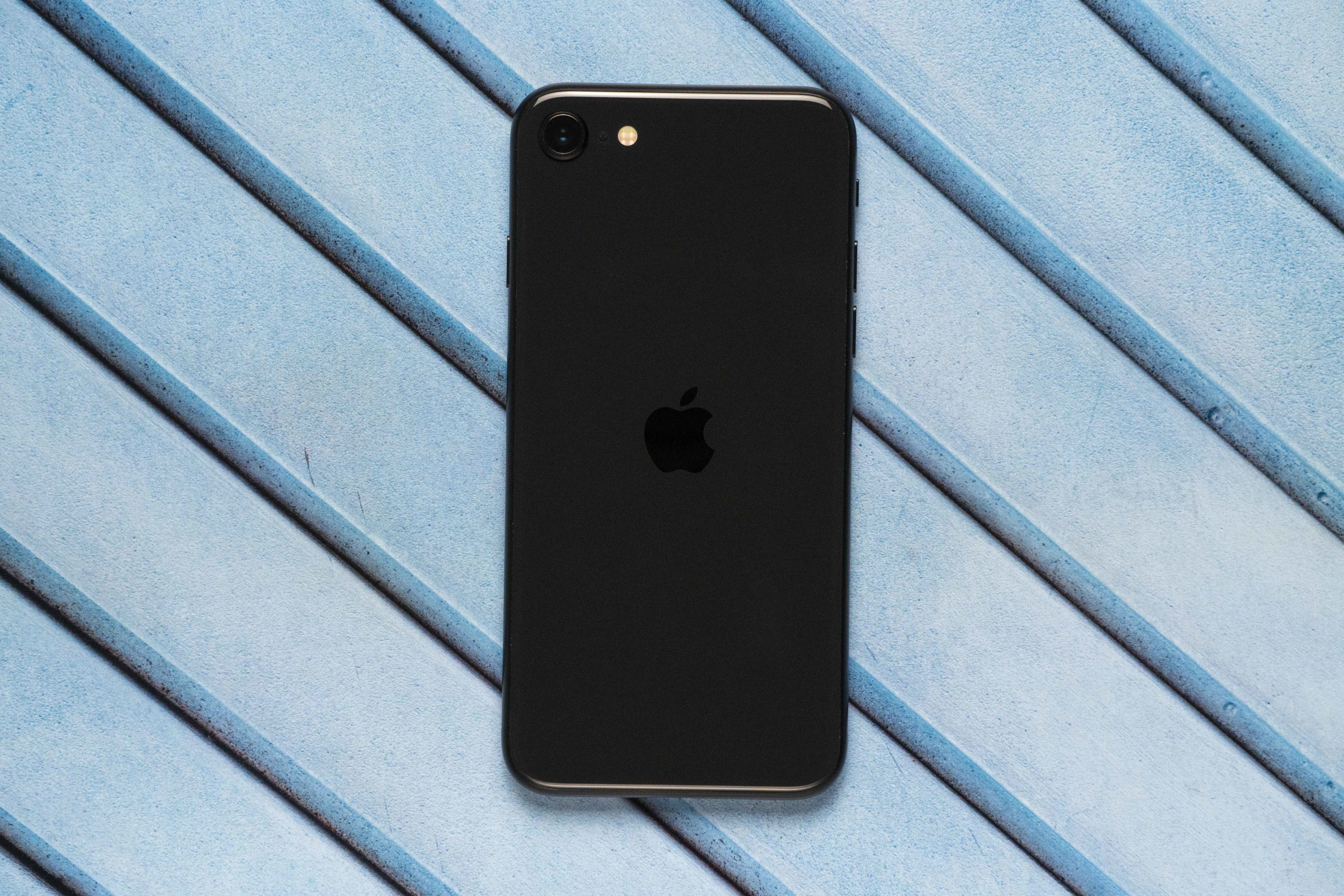 Apple Iphone Se Antutu Benchmark Score Suggests Phone Is Not As Fast As Iphone 11 91mobiles Com