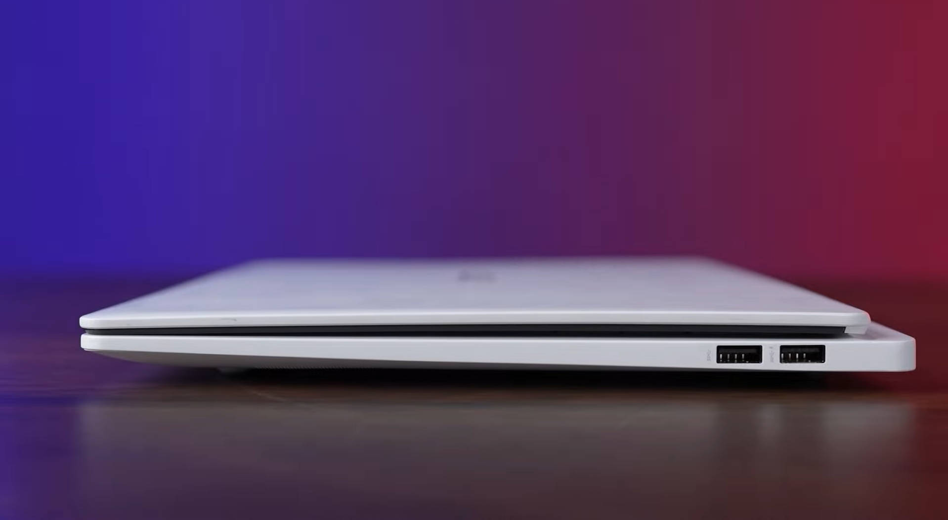 HP OMEN Transcend 14-fb0089TX (9U867PA) Laptop (Core Ultra 7/16 GB/1 TB SSD/Windows 11/8 GB)