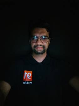 Selfie Low Light With Flash