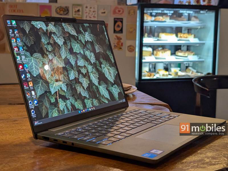 Motorola Motobook 60 14IRH10R (83J7000CIN) Laptop (Core 5  Series 2 /16 GB/512 GB SSD/Windows 11)