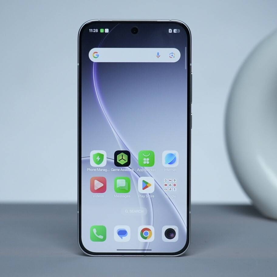 OPPO Reno 15 Pro Mini first impressions: a compact Reno done seriously ...