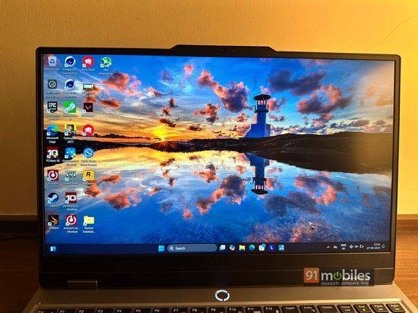 Lenovo LOQ 15IAX9 (83GS003NIN) Laptop (Core i5 12th Gen/16 GB/512 GB SSD/Windows 11/6 GB)