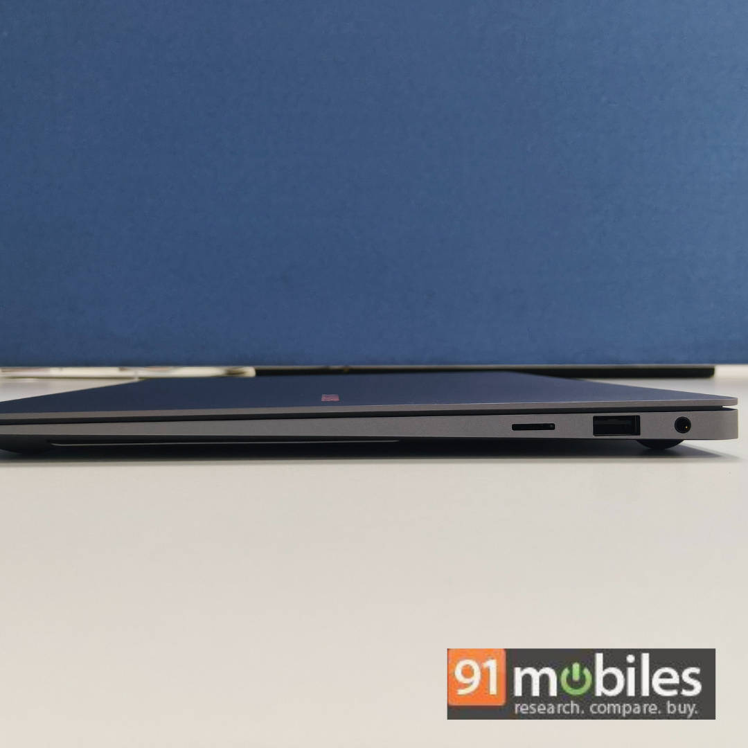 Samsung Galaxy Book 5 Pro NP940XHA-LG1IN Laptop (Core Ultra 5/16 GB/512 GB SSD/Windows 11/8 GB)