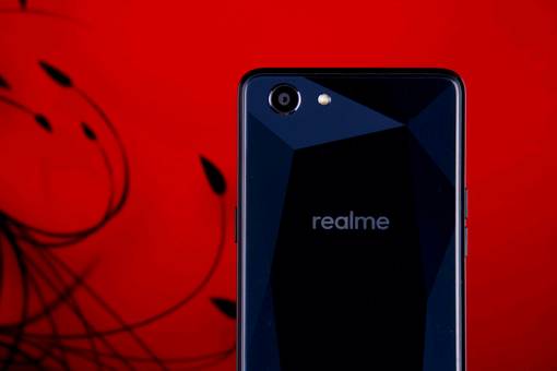realme 207