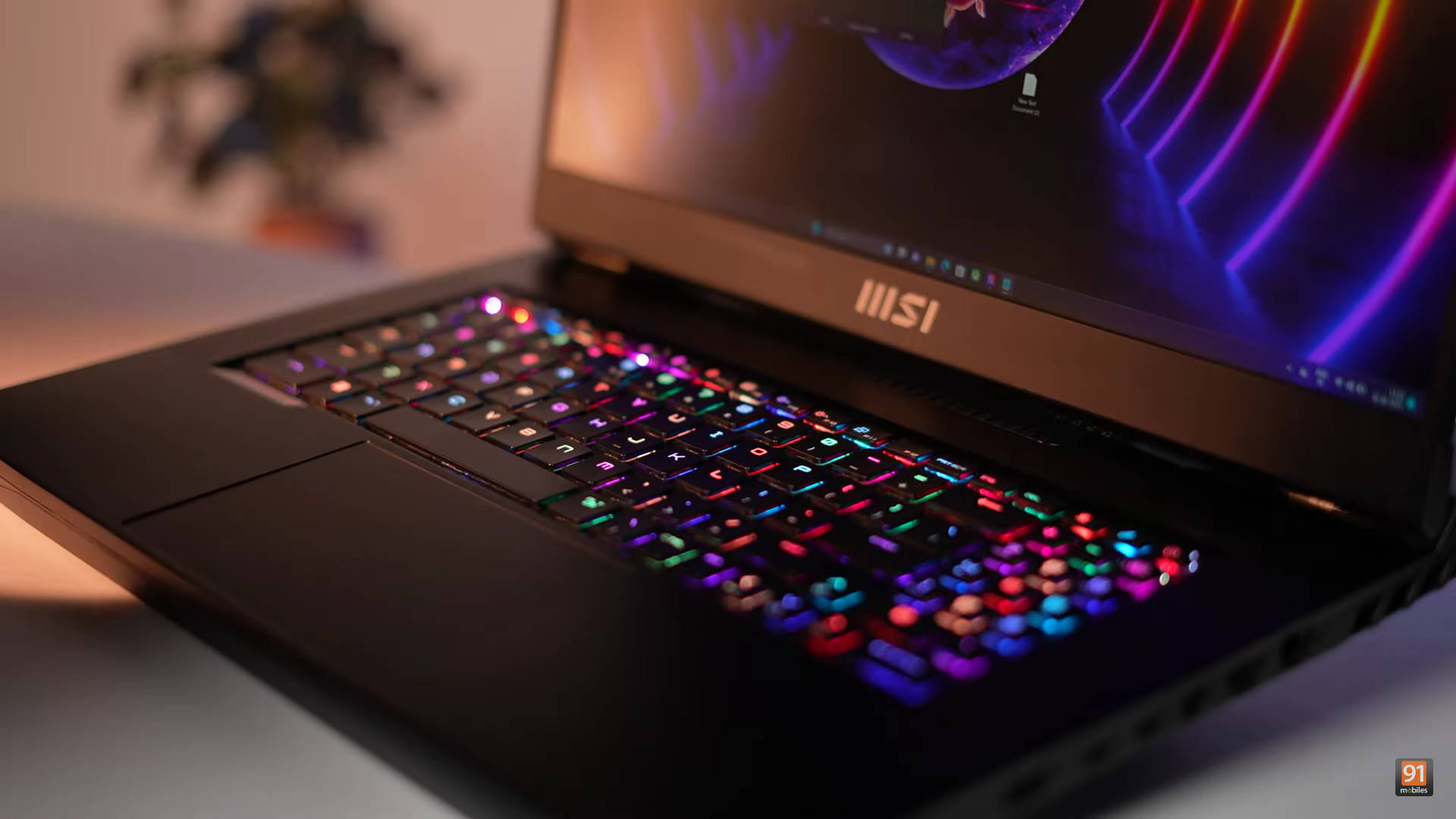 MSI Titan GT77 HX 13VI-092IN Laptop (Core i9 13th Gen/64 GB/4 TB SSD/Windows 11/16 GB)