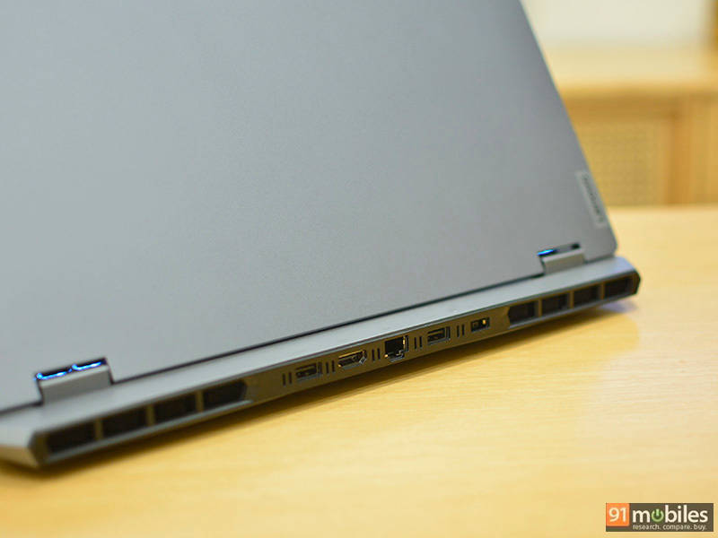 Lenovo LOQ 15IRX9 (83DV007FIN) Laptop (Core i7 14th Gen/16 GB/1 TB SSD/Windows 11/8 GB)
