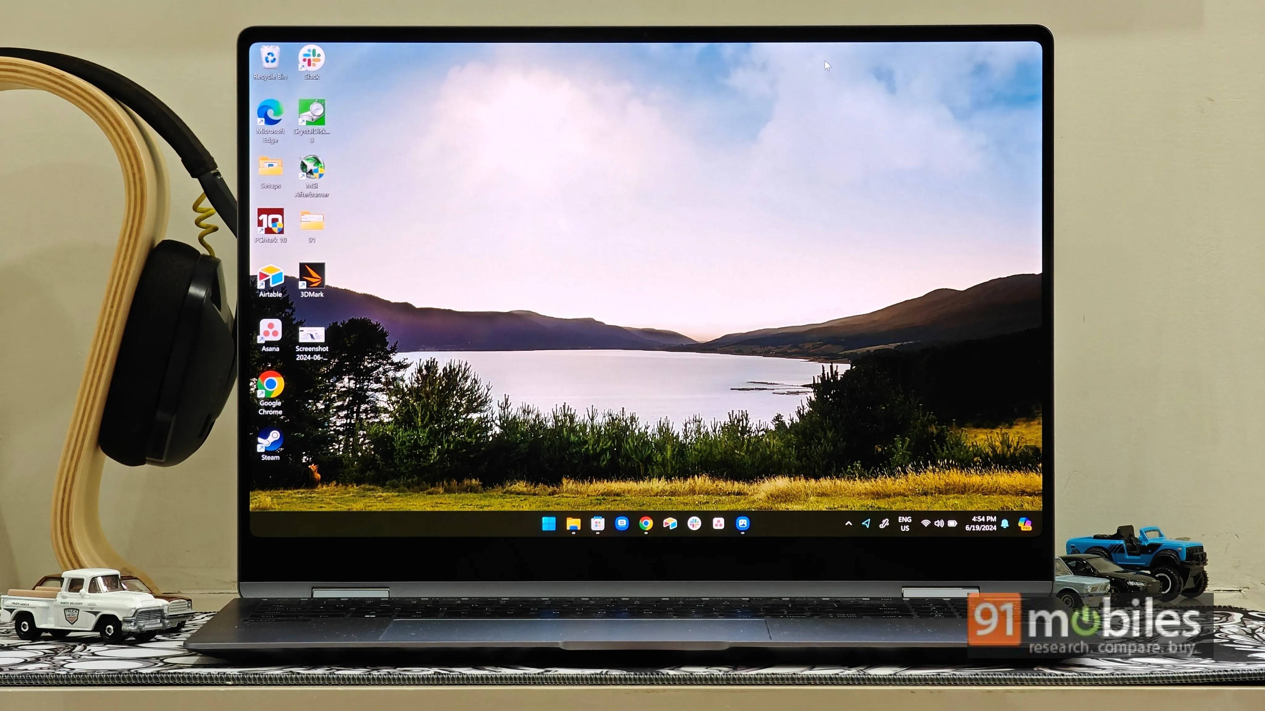 Samsung Galaxy Book 4 Pro 360 NP960QGK-KG2IN Laptop (Intel Core Ultra 7/16 GB/1 TB SSD/Windows 11)