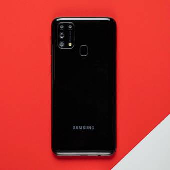 galaxy m31 white colour