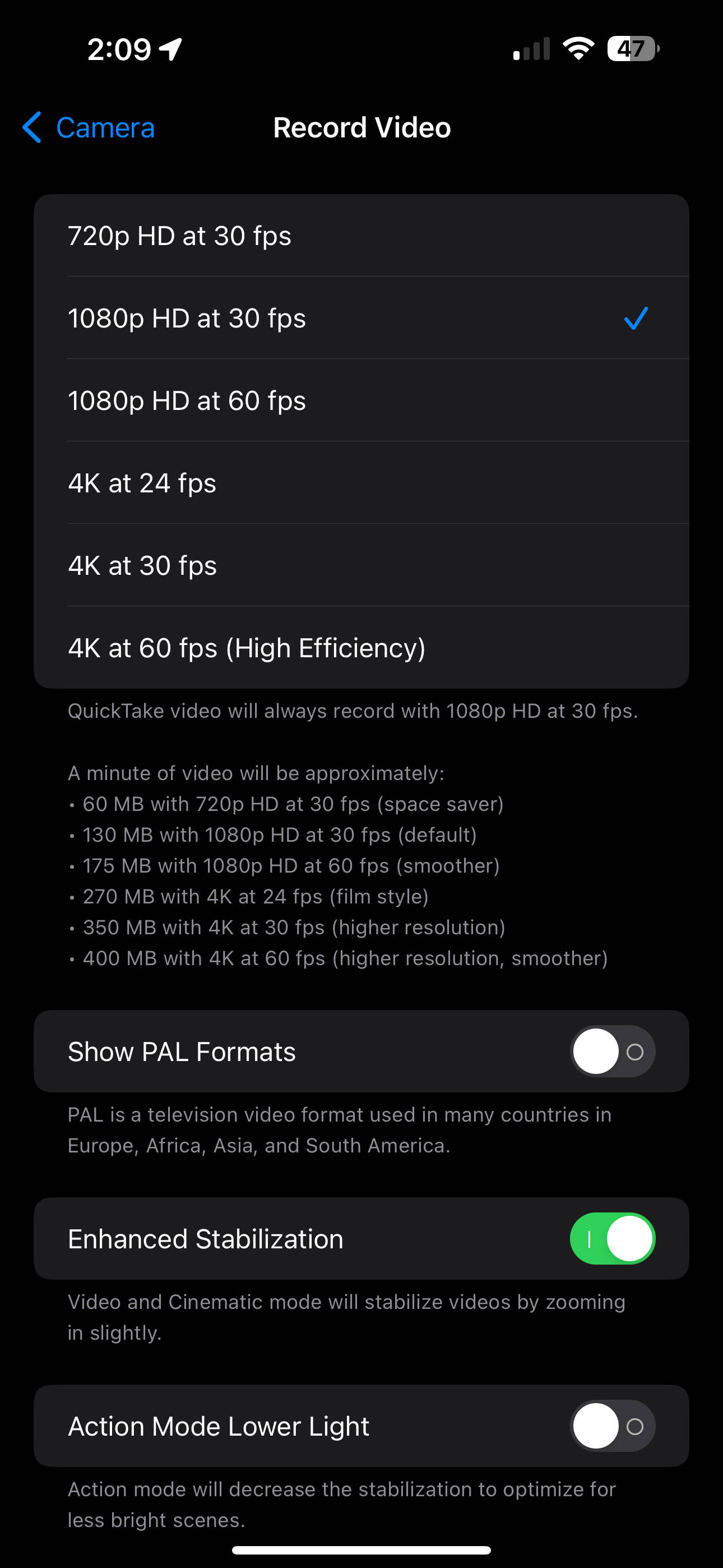 Which iPhone 15 series model has the best battery life?