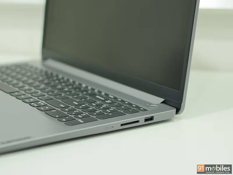 Lenovo IdeaPad Slim 15AMN7 Gen 7 (82VG00EWIN) Laptop (AMD Quad Core Ryzen 5/8 GB/512 GB SSD/Windows 11)