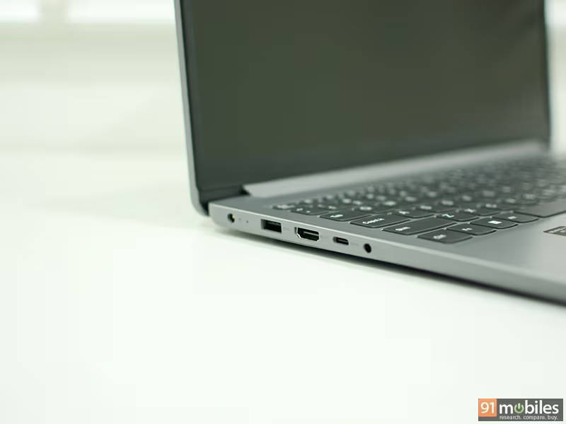 Lenovo IdeaPad Slim 15AMN7 Gen 7 (82VG00EWIN) Laptop (AMD Quad Core Ryzen 5/8 GB/512 GB SSD/Windows 11)