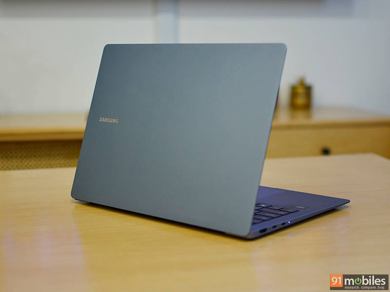 Samsung Galaxy Book 4 Pro NP940XGK-KG3IN Laptop (Core Ultra 7/32 GB/1 TB SSD/Windows 11)