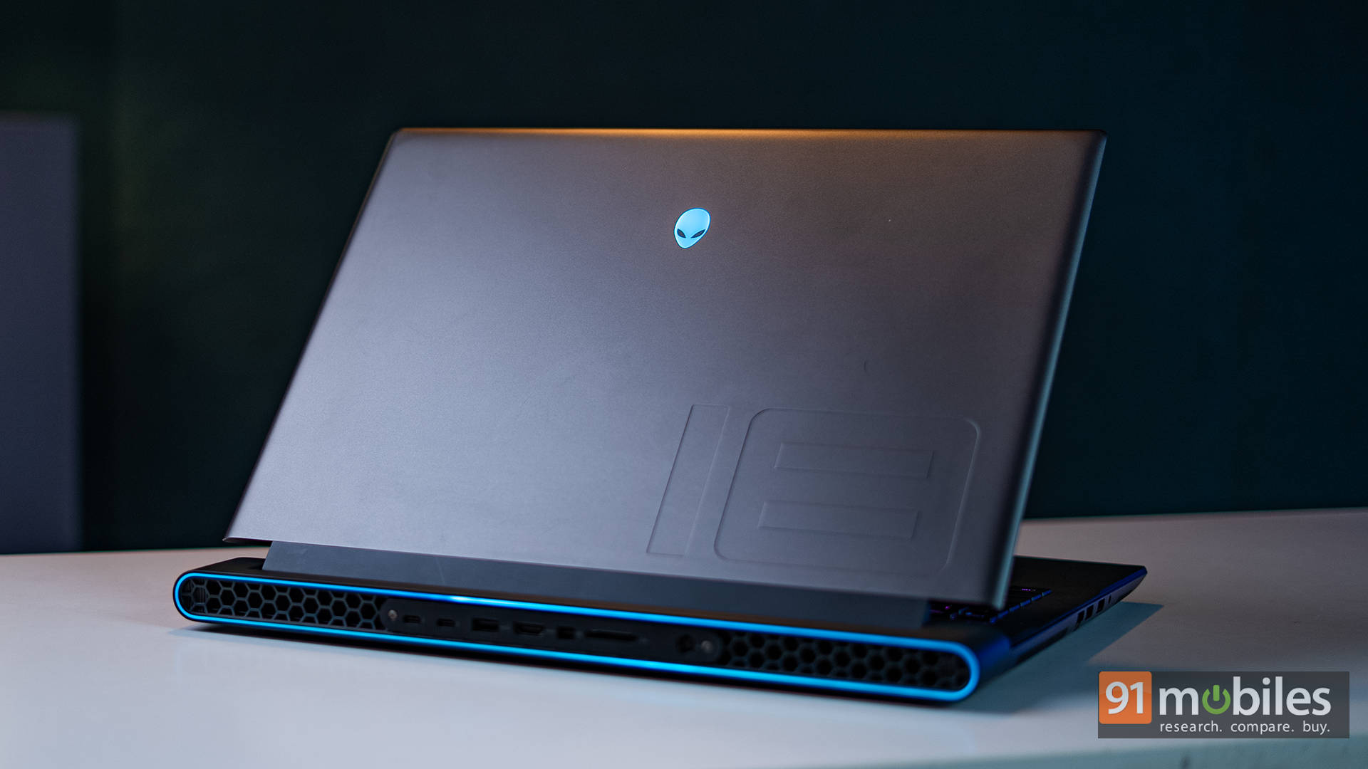 Dell Alienware m18 R2 (CANM182CTO03RIN) Laptop (Core i9 14th Gen/64 GB/1 TB SSD/Windows 11/16 GB)