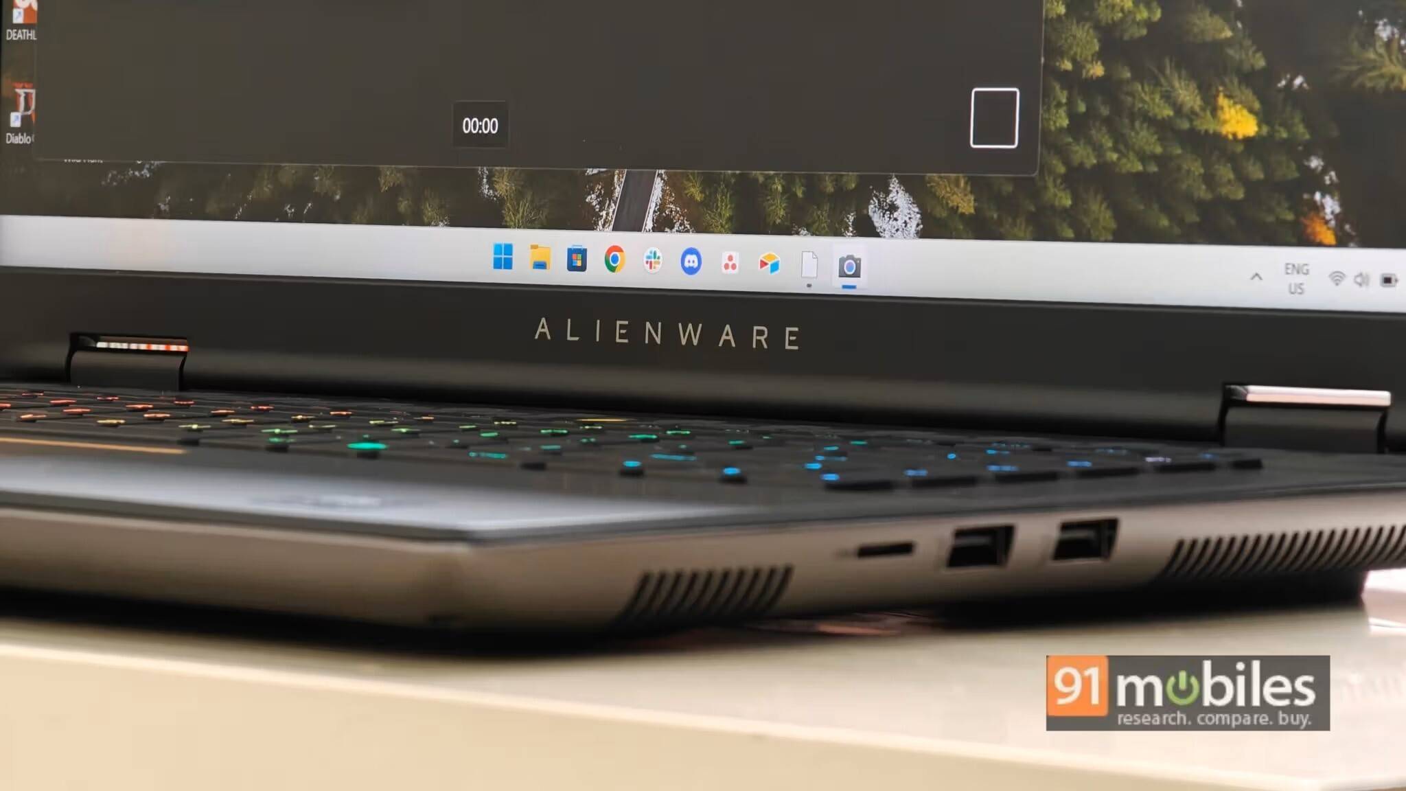 Dell Alienware m16 R2 (OANM162128001RIN) Laptop (Core Ultra 9/32 GB/1 TB SSD/Windows 11/8 GB)