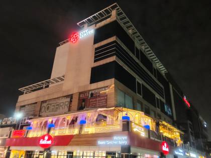 realme 16