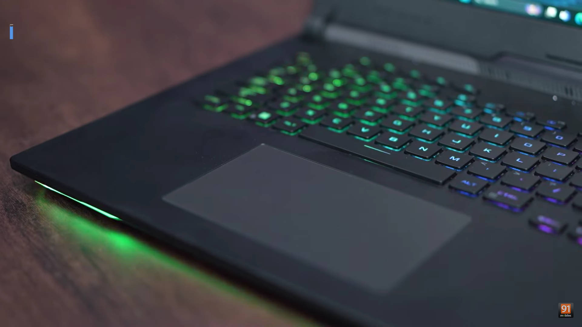 Asus ROG Strix Scar 17 G733PY-XS96 Laptop (AMD Hexadeca Core Ryzen 9/32 GB/1 TB SSD/Windows 11/16 GB)