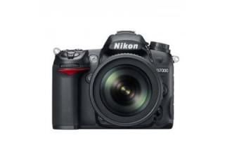 Nikon D7000 (AF-S 18-105mm VR and  AF-S 50mm f/1.8G Kit Lens) Digital SLR Camera Price