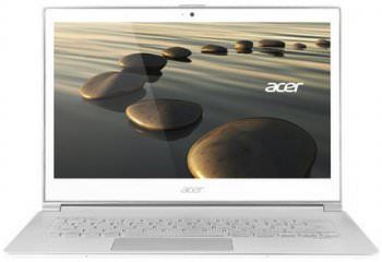 Compare Acer Aspire S7-392 (Intel Core i5 4th Gen/4 GB//Windows 8 )