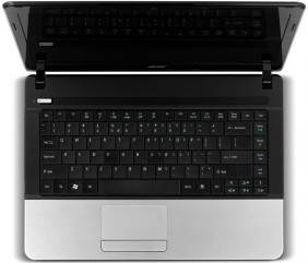Acer Aspire E1-431(NX.M0RSI.016) Laptop (Pentium Dual Core 2nd Gen/2 GB/320 GB/Linux)