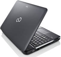 Fujitsu Lifebook AH502 Laptop (Pentium 2nd Gen/2 GB/500 GB/DOS)