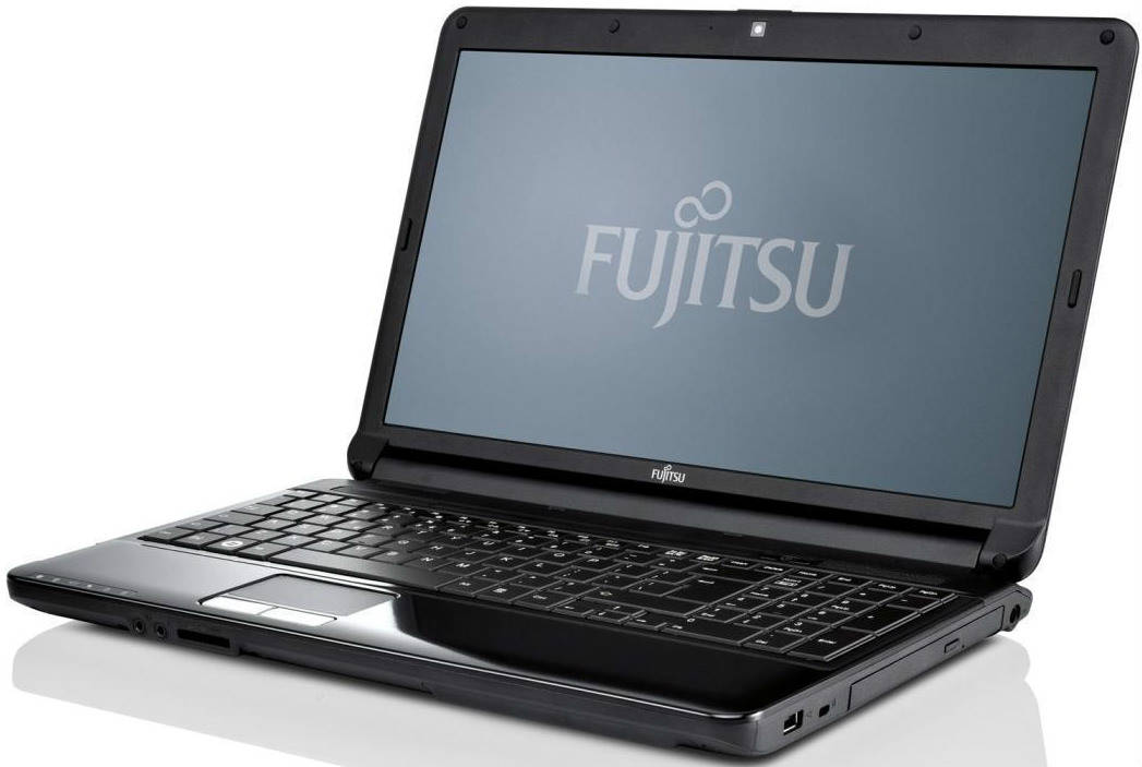 Fujitsu Lifebook AH531 Laptop (Core i3 2nd Gen/4 GB/750 GB/DOS)