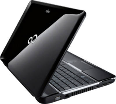 Fujitsu Lifebook AH531 Laptop (Pentium 2nd Gen/2 GB/320 GB/DOS)