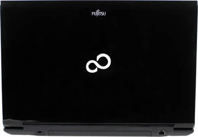 Fujitsu Lifebook AH532 Laptop (Core i3 2nd Gen/4 GB/500 GB/Windows 8)