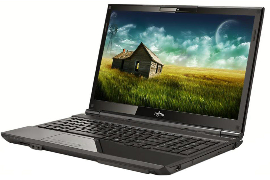 Fujitsu Lifebook AH532 Laptop (Core i5 3rd Gen/4 GB/500 GB/DOS) in 