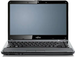 Fujitsu Lifebook LH532 Laptop (Core i3 3rd Gen/4 GB/500 GB/DOS)