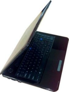 HCL Me Icon Ae1V3424-X Laptop (Core i3 2nd Gen/2 GB/500 GB/DOS/1 GB) Price