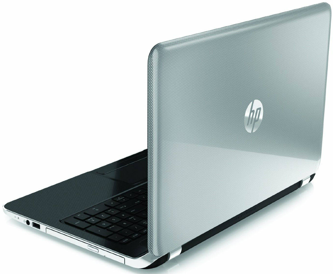 HP Pavilion TouchSmart 15-n024nr (F4G16UA) Laptop (AMD Quad Core/6 GB/500 GB/Windows 8/3 GB)