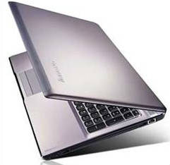 Lenovo Ideapad Z570 (59-304310) Laptop (Core i5 2nd Gen/4 GB/750 GB/Windows 7/1 GB)