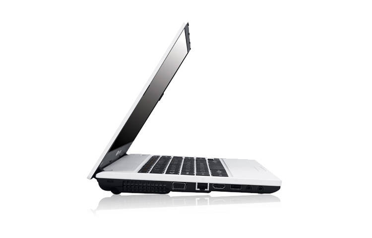 LG P420-N Laptop (Core i5 2nd Gen/2 GB/500 GB/Windows 7/512 MB)