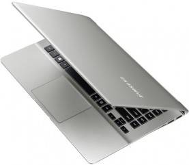 Samsung NP900X5L-K02US Laptop (Core i7 6th Gen/8 GB/256 GB SSD/Windows 10)