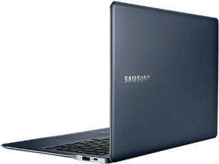 Samsung Ativ Book 9 (NP930X2K-K04US) Laptop (Core M/8 GB/256 GB SSD/Windows 10)