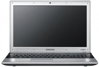 Compare Samsung Series 3 NP300-E4A-A08IN Laptop (Intel Pentium Dual-Core/4 GB/640 GB/Windows 7 Home Basic)