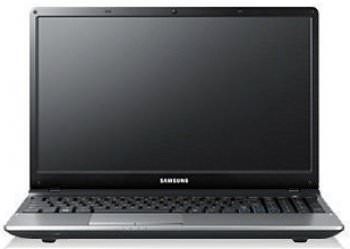 Compare Samsung Series 3 NP300E5C-A01IN Laptop (Intel Celeron Dual-Core/2 GB/320 GB/Windows 7 )