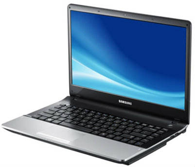 Samsung Series 3 NP300E5C-A0AIN Laptop (Pentium 2nd Gen/2 GB/500 GB/Windows 8)