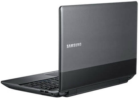 Samsung Series 3 NP300E5C-A0BIN Laptop (Celeron Dual Core/2 GB/320 GB/Windows 8)
