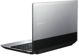 Samsung Series 3 NP300E5X-A09IN Laptop (Pentium 2nd Gen/2 GB/500 GB/DOS)