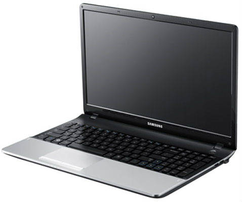 Samsung Series 3 NP300E5X-A0AIN Laptop (Celeron Dual Core/2 GB/320 GB/DOS)